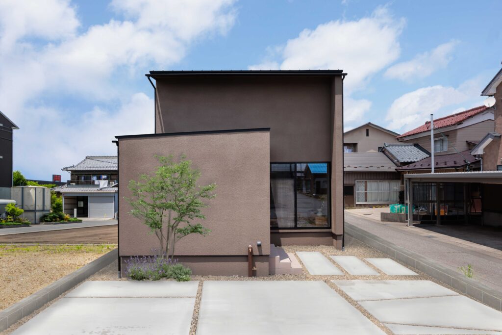 空き巣が嫌がる一戸建ての防犯対策｜狙われやすい家の特徴、不審者対策なども紹介｜福井・石川｜ノークホームズ