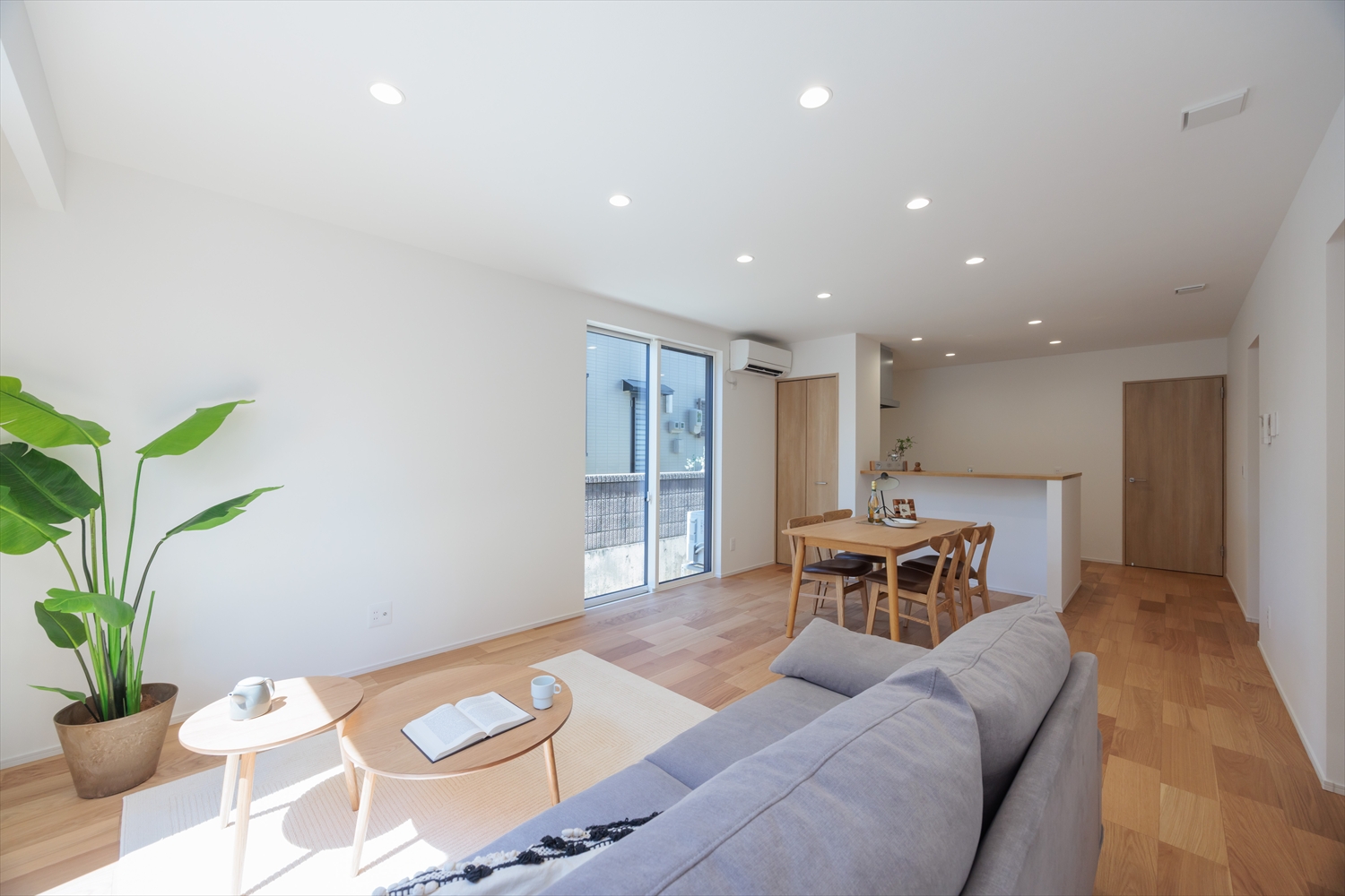 収納上手になれる家。大容量シューズクロークとシンプル動線のオーク材住宅|福井県福井市注文住宅