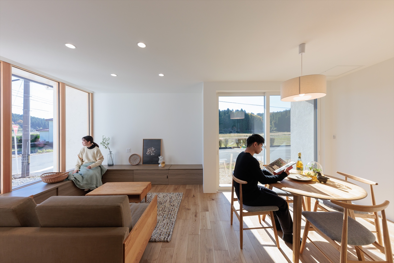 家族が集まる“陽だまりの小上がり”がある住まい｜福井県坂井市注文住宅