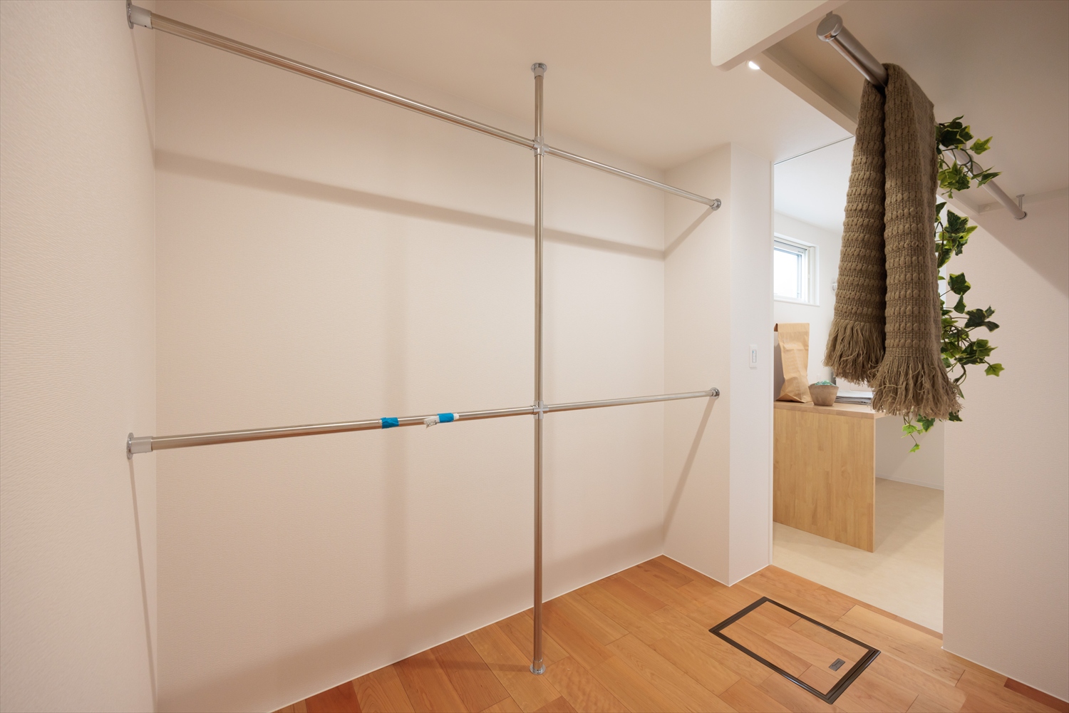 平屋ガレージハウス　プライバシーと開放感を両立する間取り設計｜福井県鯖江市注文住宅