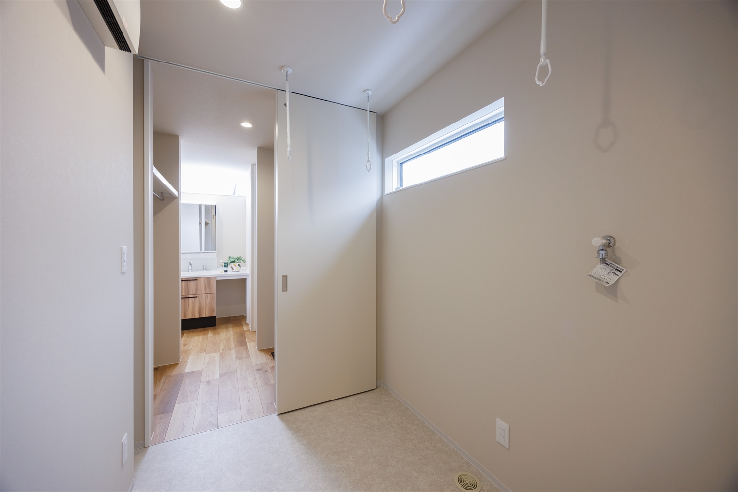 コンパクトでも、伸びやか。光と余白のジャパンディハウス。｜福井県越前市注文住宅