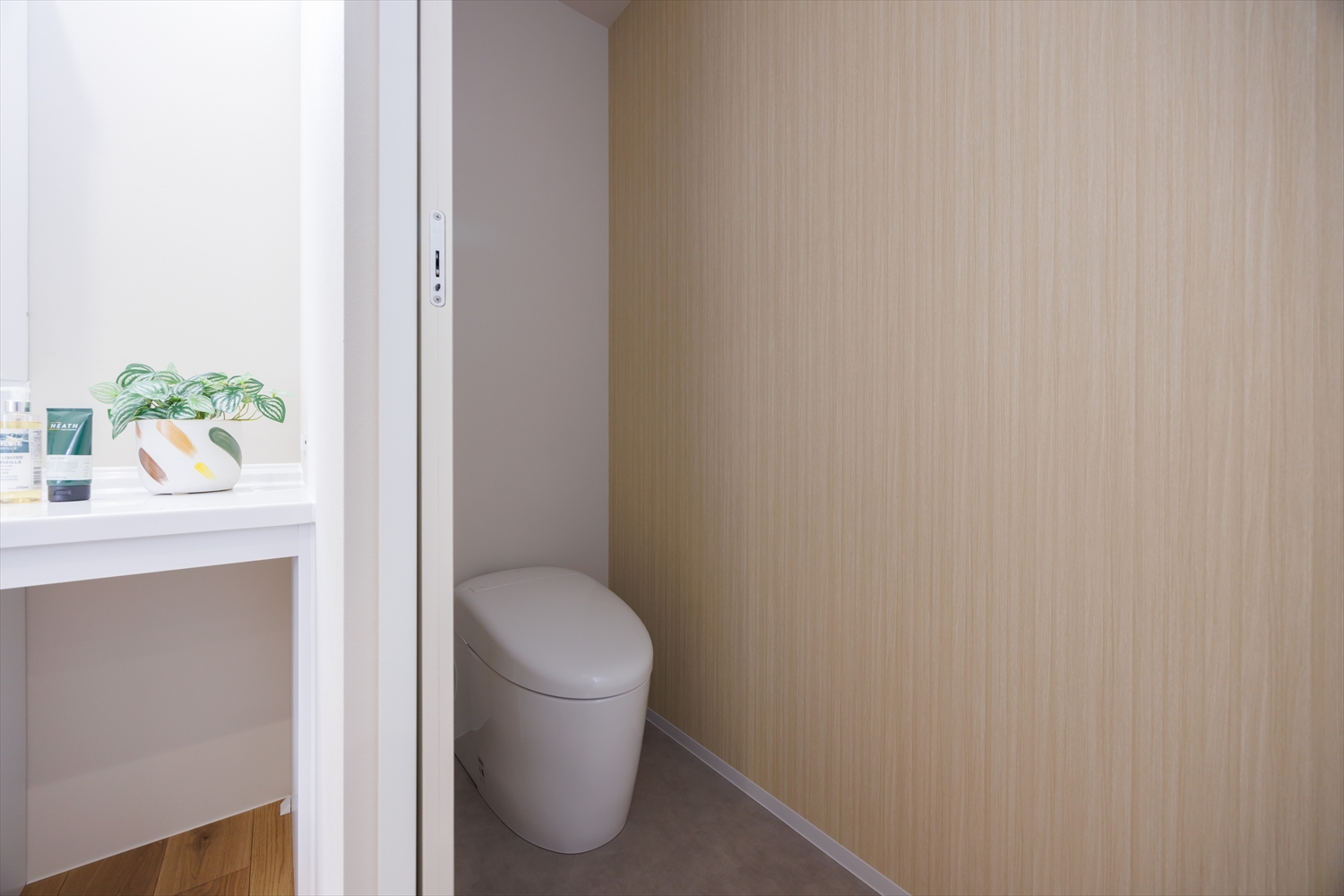 コンパクトでも、伸びやか。光と余白のジャパンディハウス。｜福井県越前市注文住宅