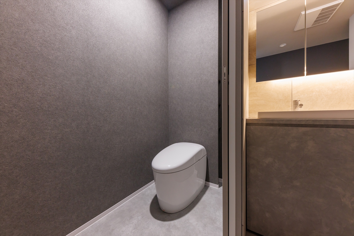 凛と、美しく。ホテルライクな平屋｜福井県福井市注文住宅