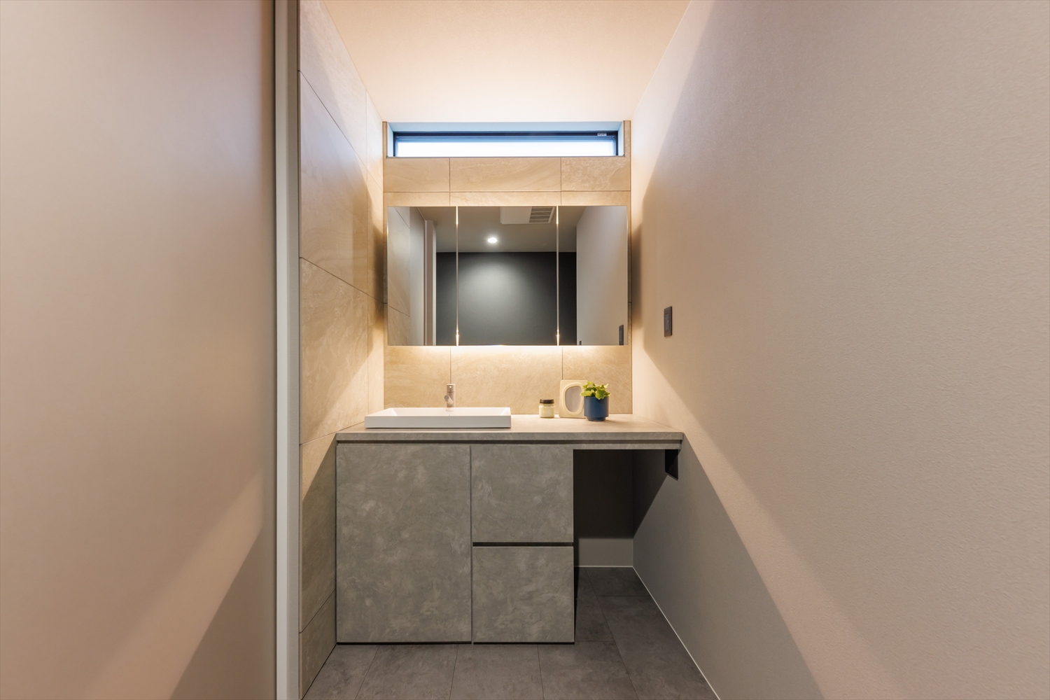 凛と、美しく。ホテルライクな平屋｜福井県福井市注文住宅