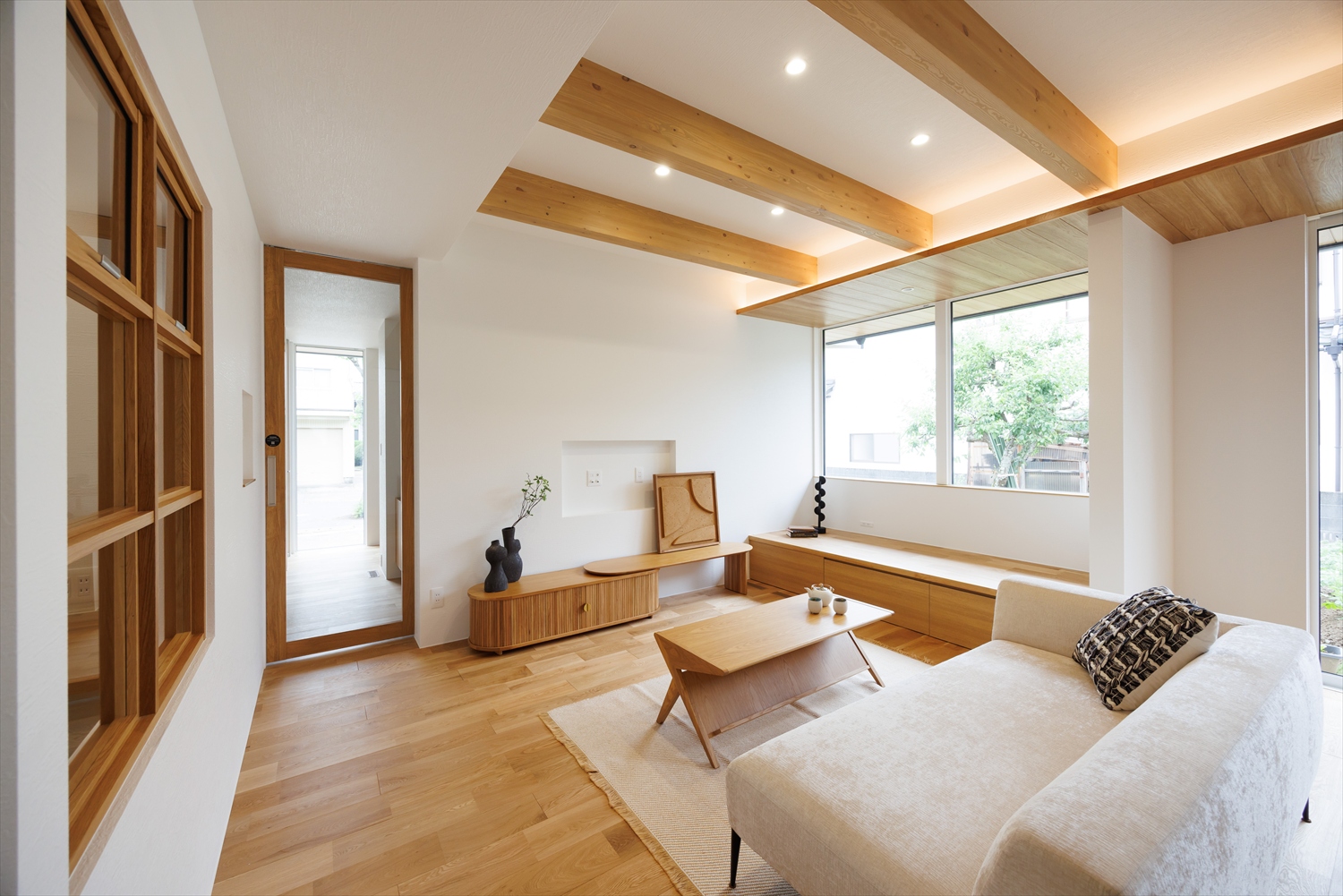 心地いい居場所を散りばめた、ジャパンディな平屋｜石川県野々市市注文住宅